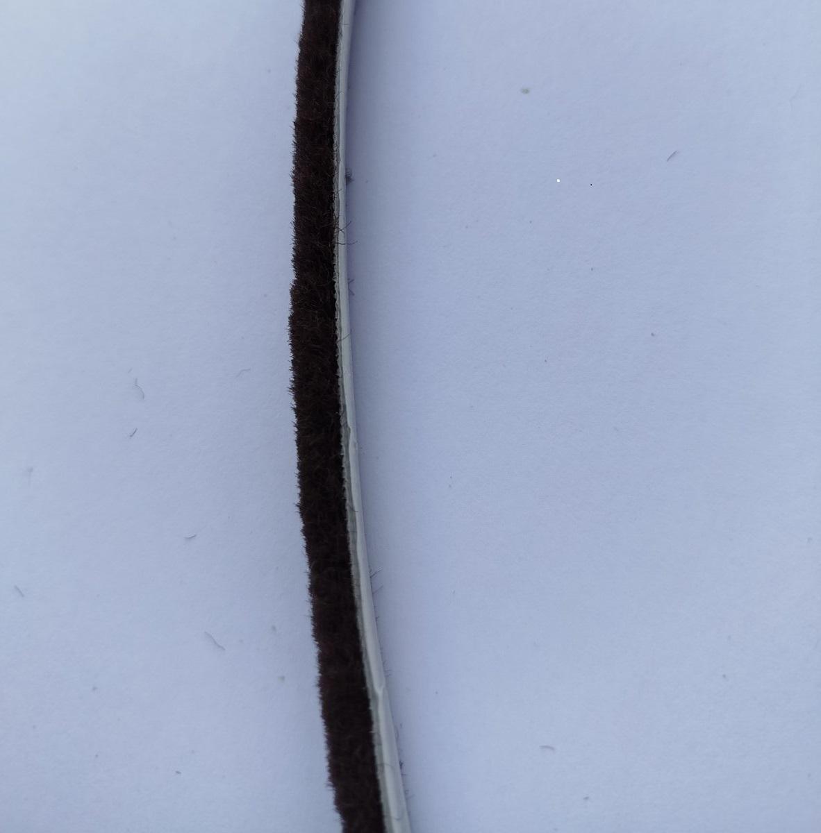 Клеевая щетка пылезащитная 6,7х6 мм Темно-коричневый (27206450) - фото 2 Клеевая щетка пылезащитная 6,7х6 мм Темно-коричневый (27206450) - фото 2