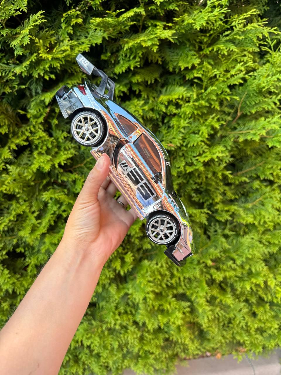 Машинка на радіокеруванні для дрифту Porsche GT3RS 1:18 повнопривідна із світлодіодним підсвічуванням Silver (mnz-em2-vvn) - фото 2 Машинка на радіокеруванні для дрифту Porsche GT3RS 1:18 повнопривідна із світлодіодним підсвічуванням Silver (mnz-em2-vvn) - фото 2