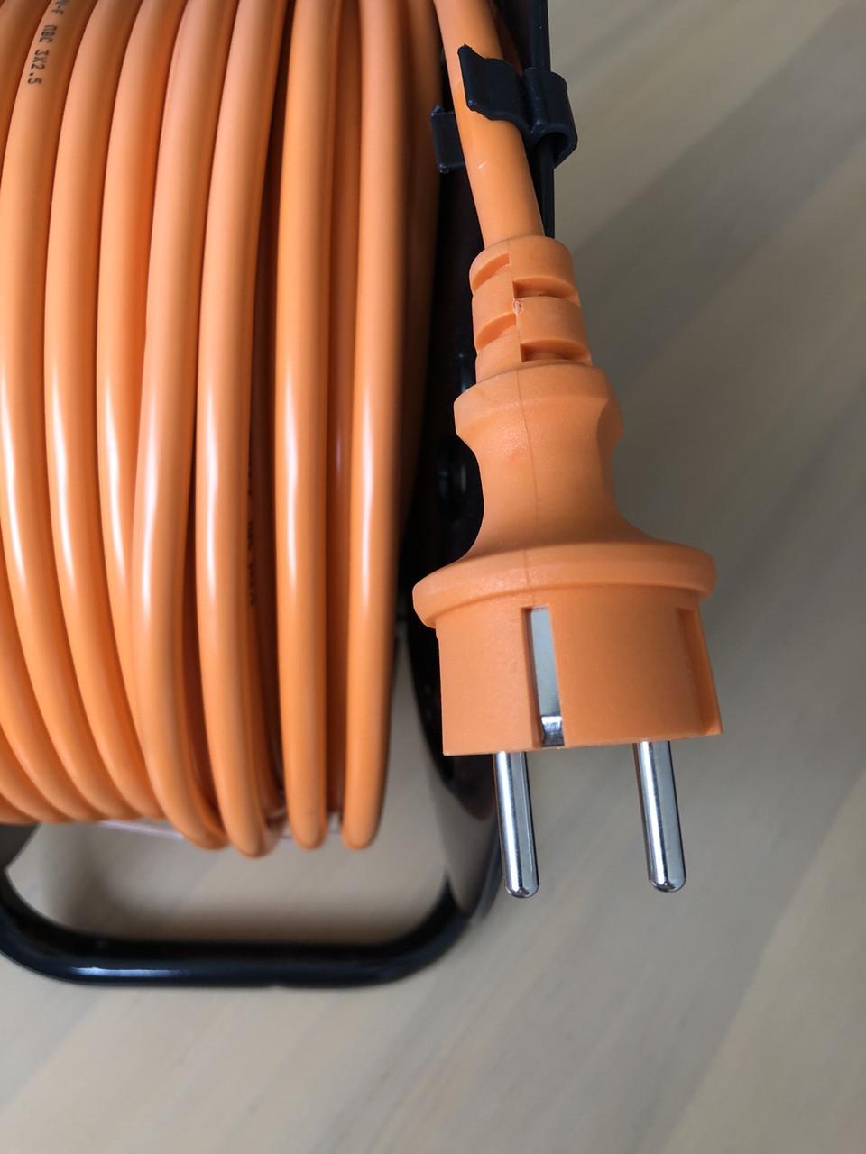 Удлинитель на катушке SVITTEX с термозащитой и заземлением 40 м 3х2,5 мм² (SV-0360-O) - фото 3