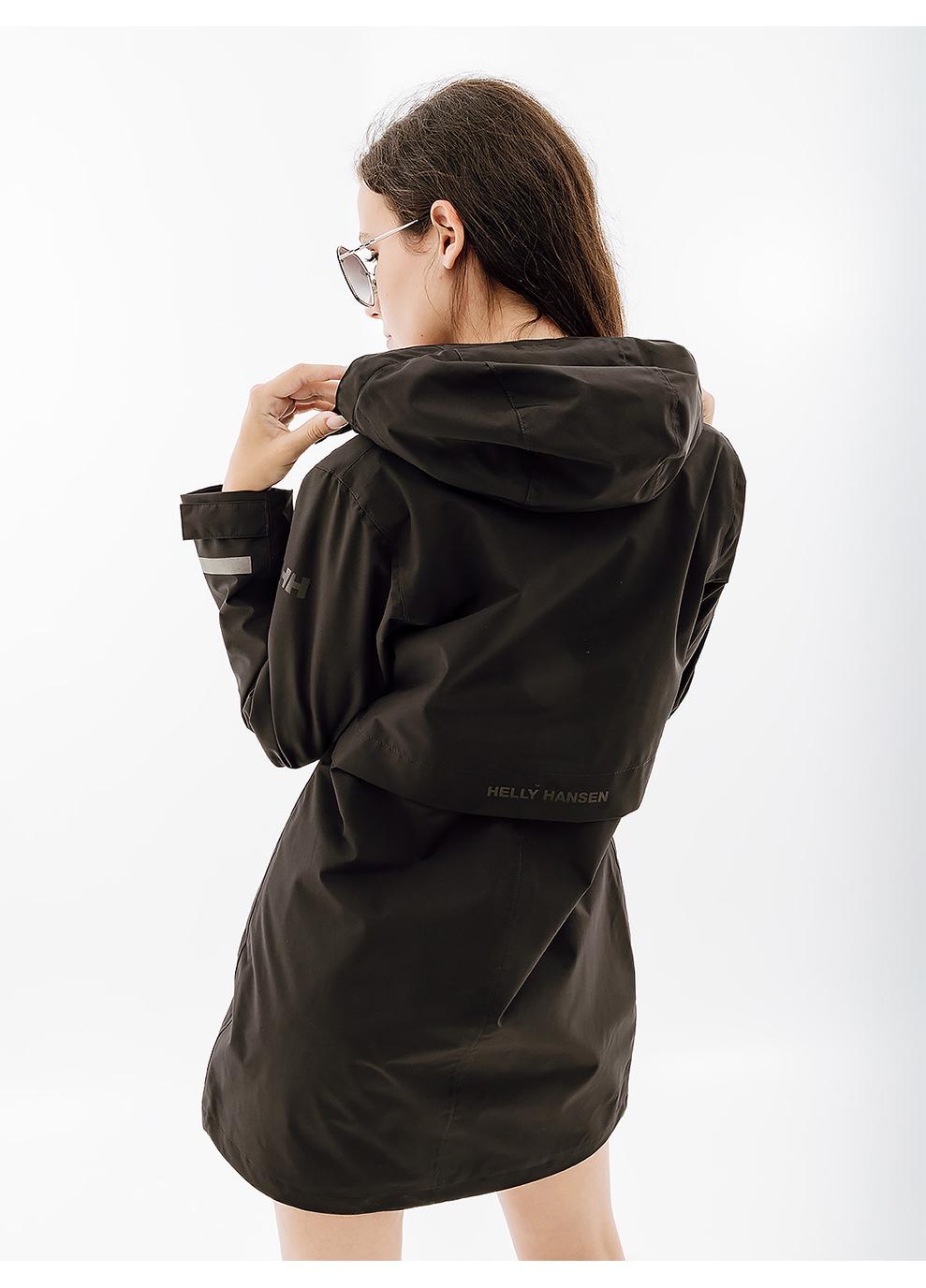 Куртка женская Helly Hansen W LISBURN RAINСOAT XS Черный (7d53097-990 XS) - фото 2 Куртка женская Helly Hansen W LISBURN RAINСOAT XS Черный (7d53097-990 XS) - фото 2