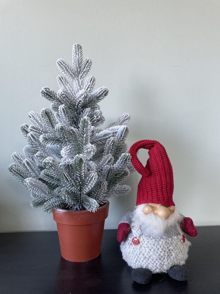 Ялинка засніжена Traditional лита в горщику 50 см (215N/50/GS) - фото 3 Ялинка засніжена Traditional лита в горщику 50 см (215N/50/GS) - фото 3