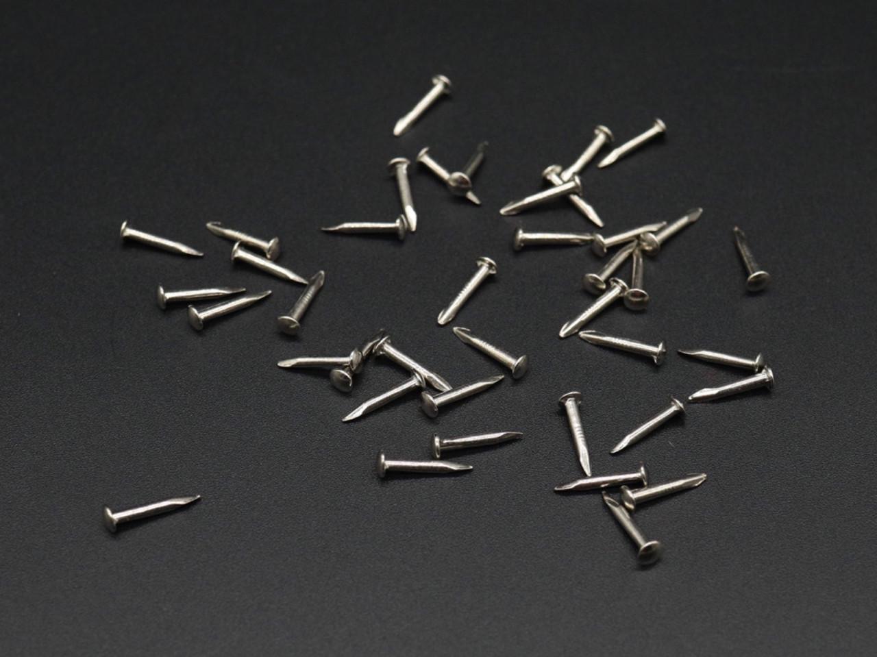 Цвяхи декоративні для меблів 1,7 х12 мм 100 г Сріблястий (226478899)
