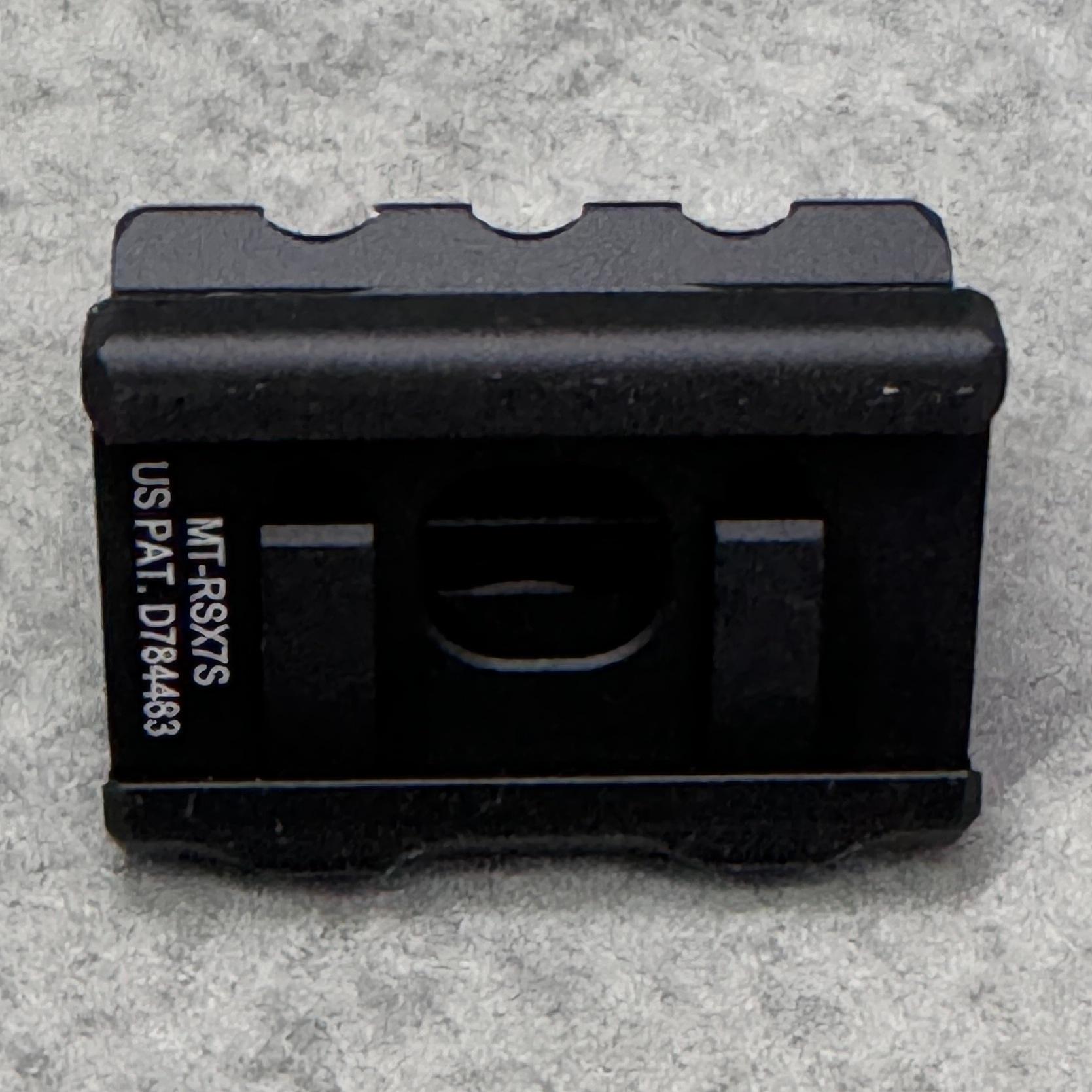 Компенсатор висоти UTG UNIVERSAL Leapers Weaver/Picatinny L 40 мм H 19 мм (241696) - фото 5 Компенсатор висоти UTG UNIVERSAL Leapers Weaver/Picatinny L 40 мм H 19 мм (241696) - фото 5