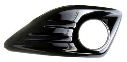 Решетка противотуманной фары в бампер AVTM Ford Fiesta 2013-2017 правая Хром (2816 916)