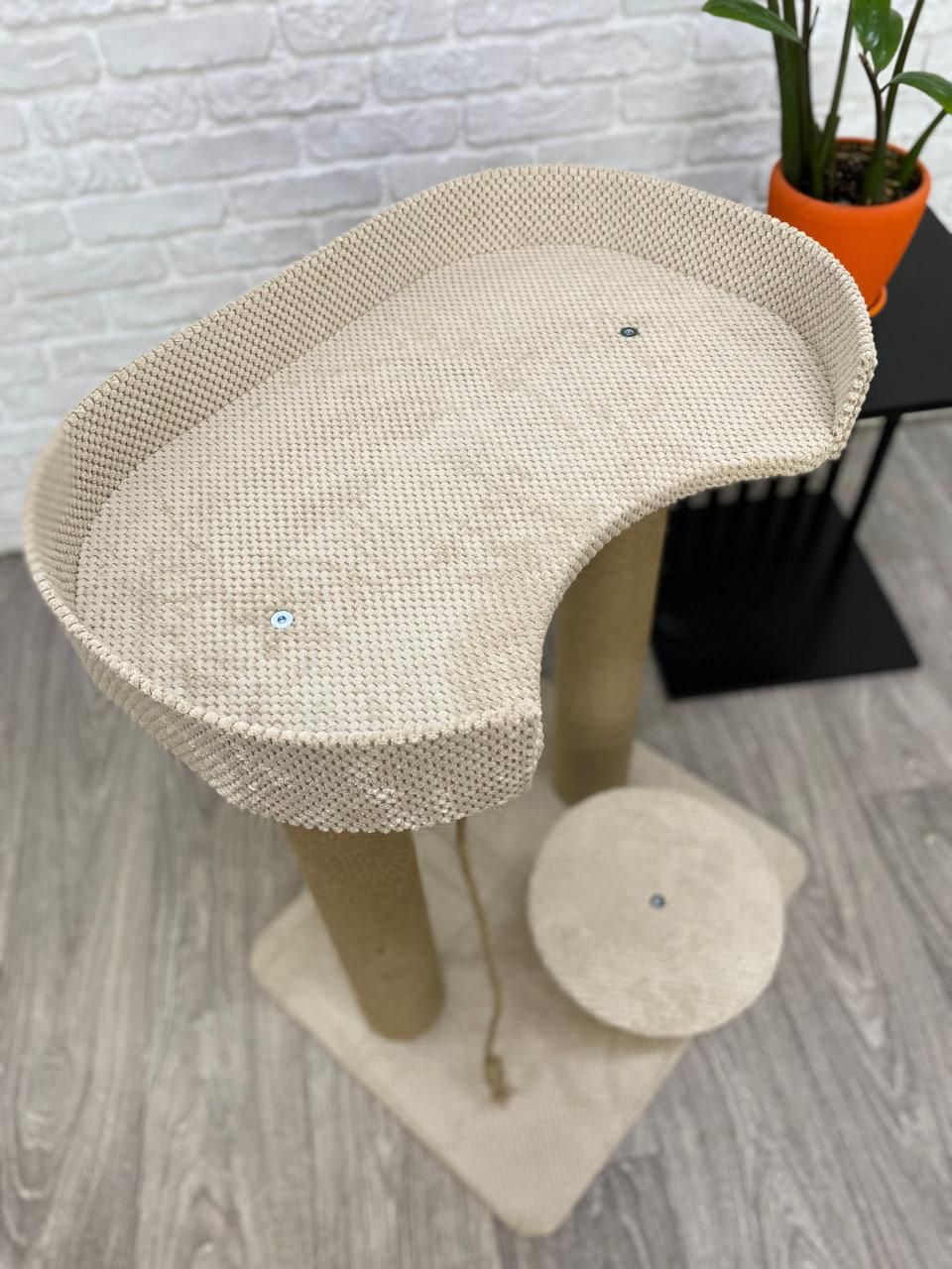 Когтеточка с лежанкой 85x50x60 см Бежевый (21706958) - фото 2 Когтеточка с лежанкой 85x50x60 см Бежевый (21706958) - фото 2