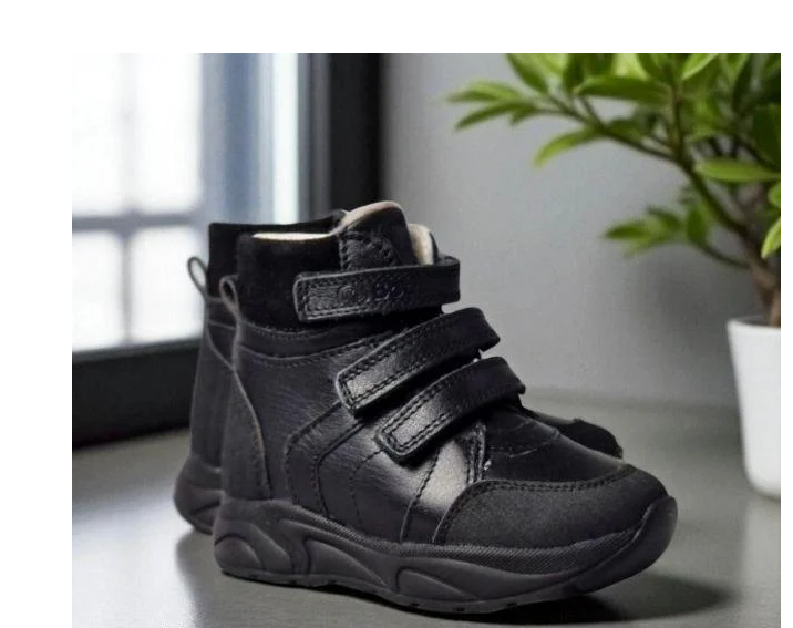 Черевики дитячі ортопедичні з жорстким задником і супінатором р. 33 Чорний (2493762206) - фото 1 Черевики дитячі ортопедичні з жорстким задником і супінатором р. 33 Чорний (2493762206) - фото 1