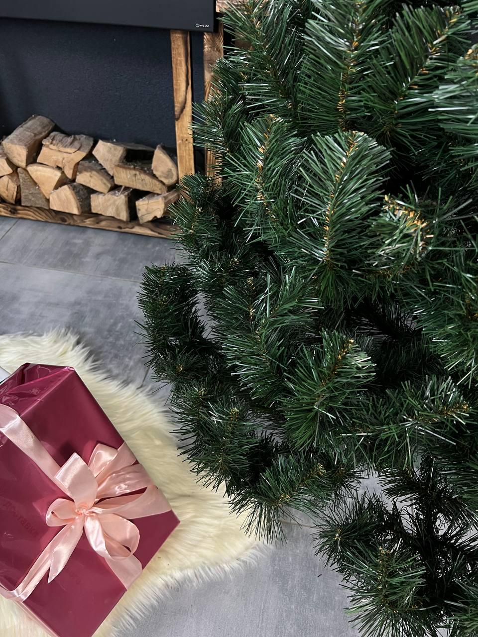 Искусственная елка Сказка 1,7м с пластиковой подставкой Зеленый (YA678287) - фото 2 Искусственная елка Сказка 1,7м с пластиковой подставкой Зеленый (YA678287) - фото 2