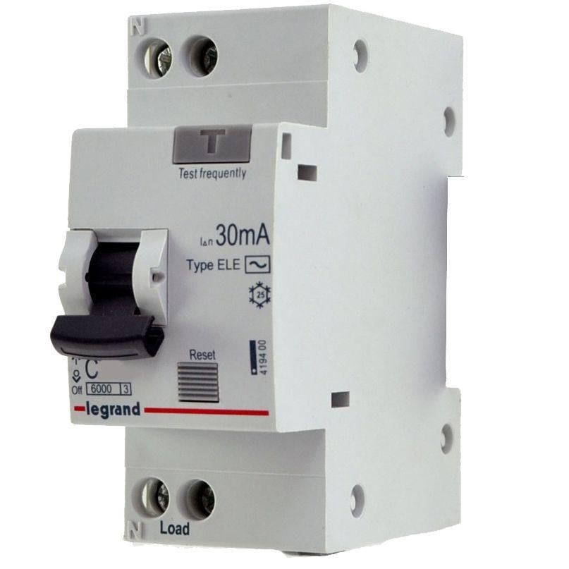 Дифавтомат Legrand 16А 30mA 6кА 2 полюса тип C тип АС 419399 RX3 (41898)