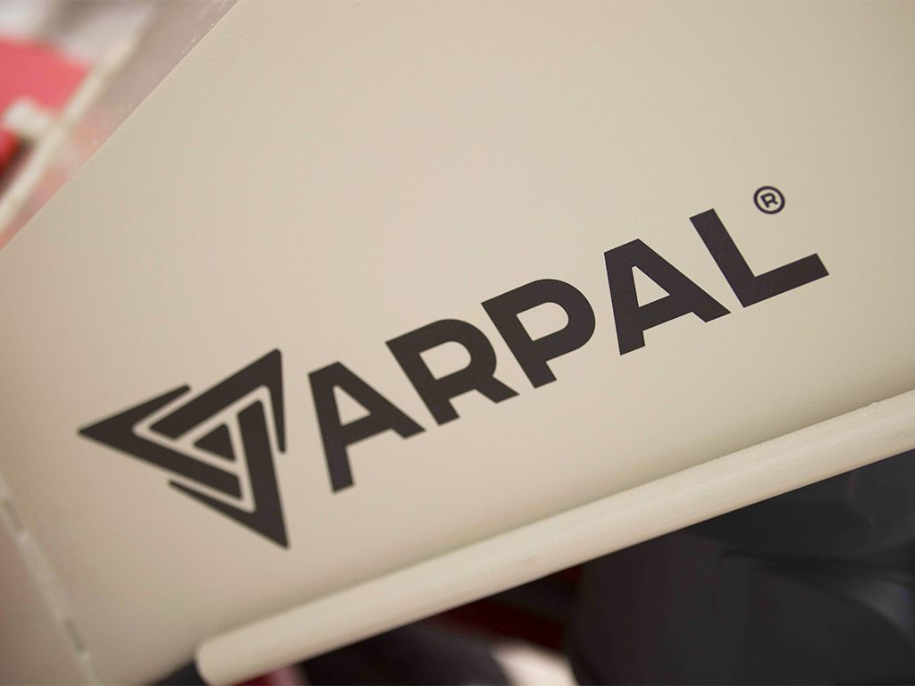 Подрібнювач гілок Arpal на щепу з бензиновим двигуном - фото 14 Подрібнювач гілок Arpal на щепу з бензиновим двигуном - фото 14