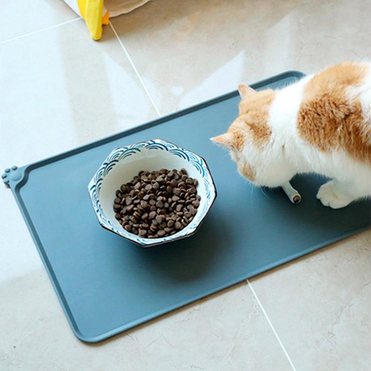 Силиконовый коврик под миски для кошек и собак PetCare 48х30 (Темно-серый) - фото 10 Силиконовый коврик под миски для кошек и собак PetCare 48х30 (Темно-серый) - фото 10