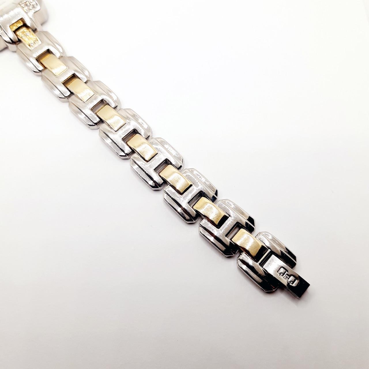 Наручные часы Q&Q женские кварцевые металлический ремешок (F339-401Y) - фото 5 Наручные часы Q&Q женские кварцевые металлический ремешок (F339-401Y) - фото 5