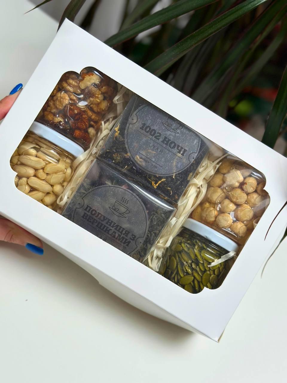 Набор Вкус вдохновения орешки в меде акации 4 банки по 130 г и 2 чая по 50 г - фото 2