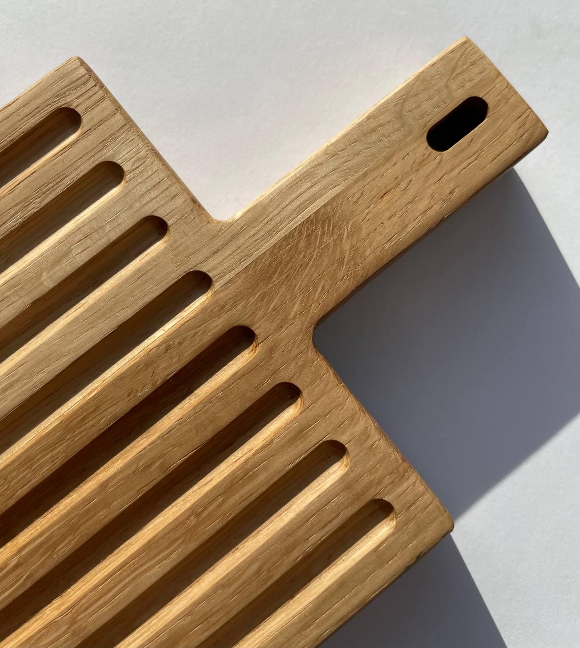 Доска деревяная с ручкой для подачи блюд 13х20 см (9230004) - фото 2 Доска деревяная с ручкой для подачи блюд 13х20 см (9230004) - фото 2