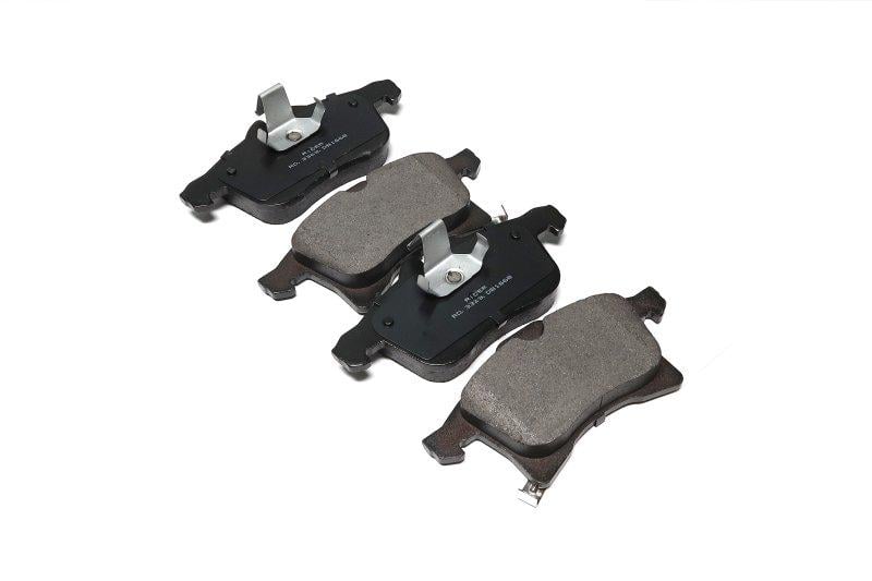 Тормозные колодки дисковые передние Opel Astra h RIDER RD 3323 DB1668 (RD.3323.DB1668 RIDER)