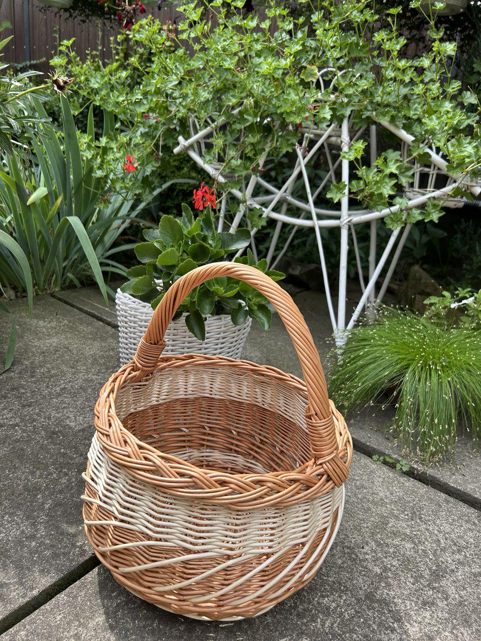 Корзина плетеная Сімейний Затишок из лозы ручная работа Белый/Коричневый - фото 6 Корзина плетеная Сімейний Затишок из лозы ручная работа Белый/Коричневый - фото 6