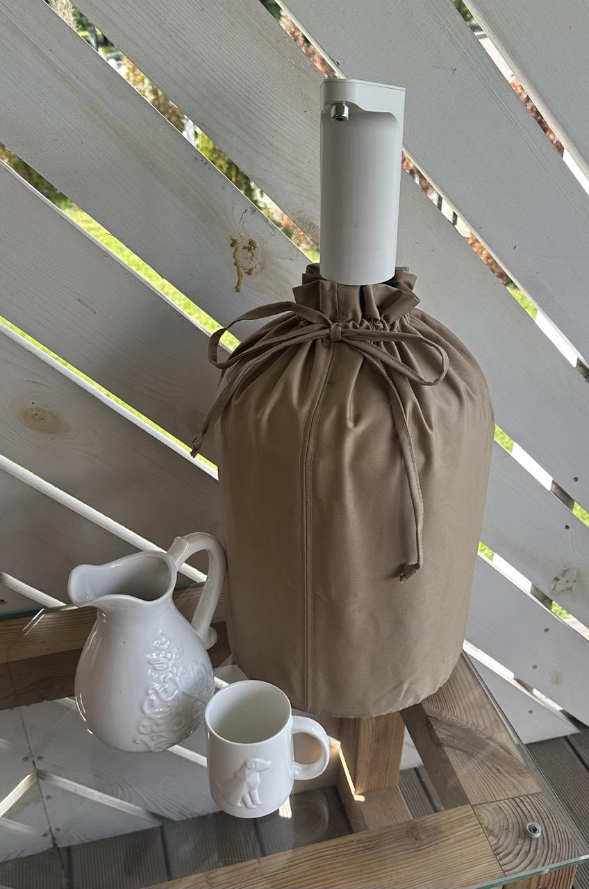 Чохол текстильний котоновий однотоний на пластиковий бутль 19 л Бежевий Чохол текстильний котоновий однотоний на пластиковий бутль 19 л Бежевий