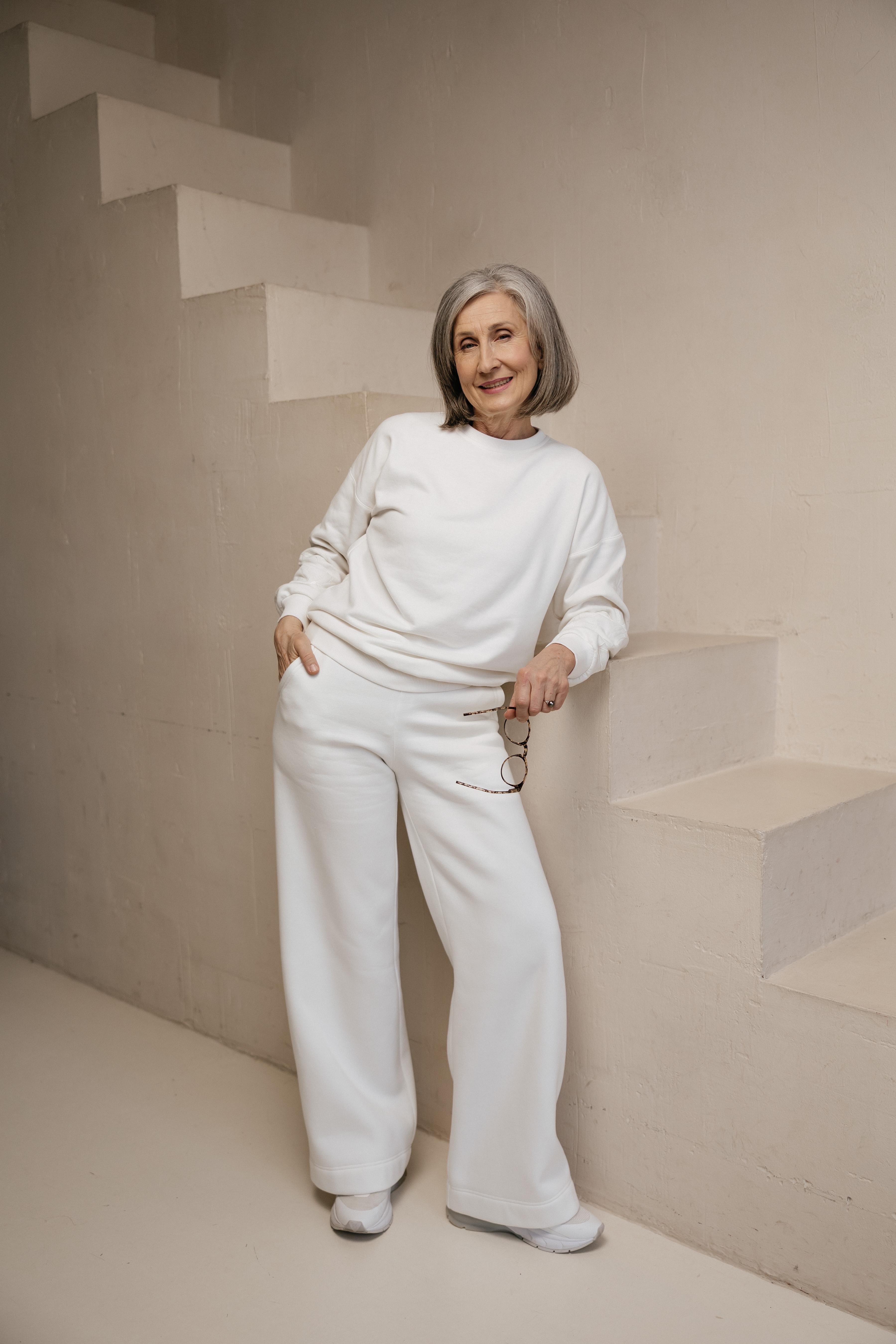 Костюм жіночий тринитка Lookeriya зі світшотом і палаццо XXXL Молочний (31727696)