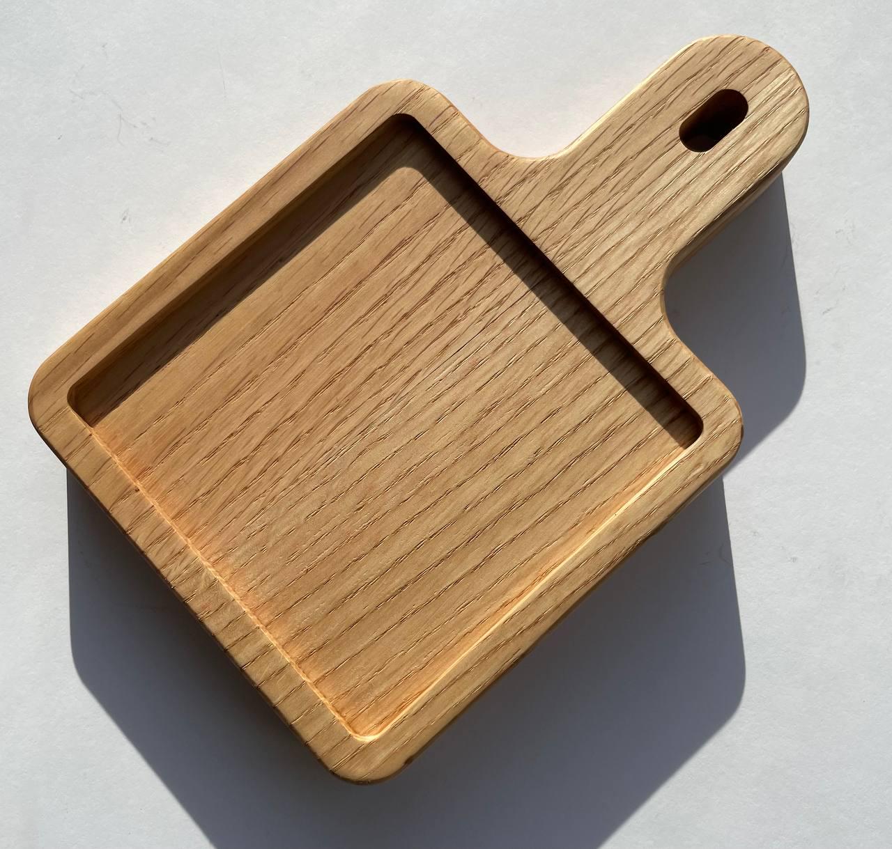 Доска деревяная с ручкой для подачи блюд 13х20 см (9229999) - фото 3 Доска деревяная с ручкой для подачи блюд 13х20 см (9229999) - фото 3