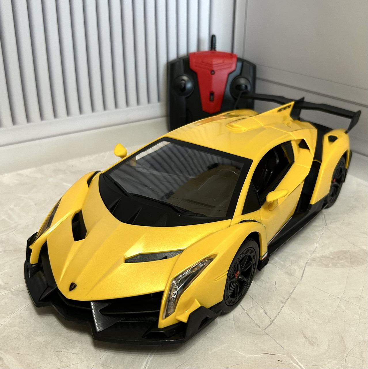 Машинка дитяча з пультом радіокерування Lamborghini Venevo на акумуляторі Жовтий (G282294-866-1403)