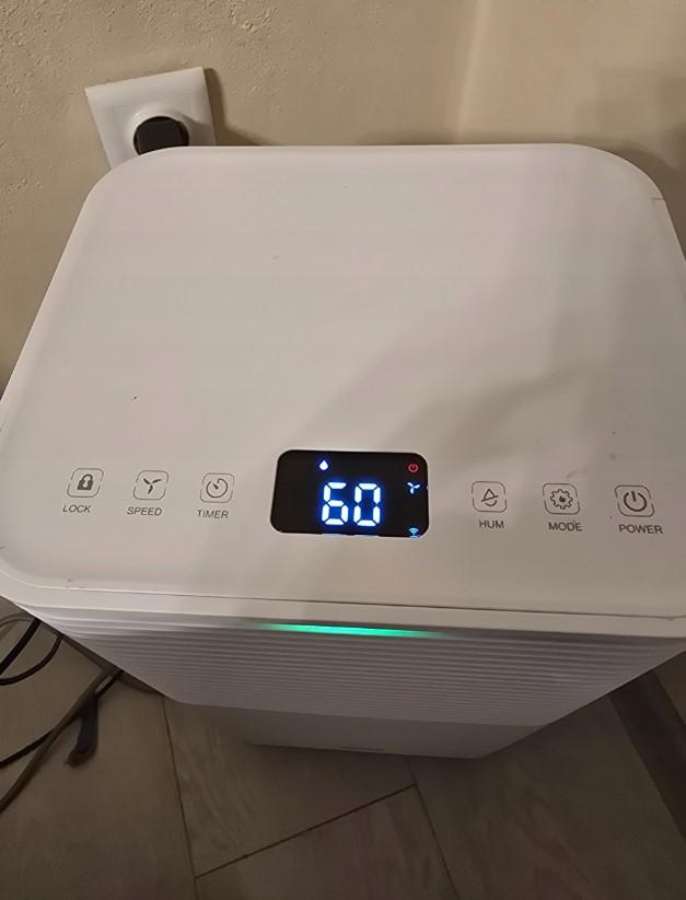 Осушитель воздуха EBERG RICO 12л/24 г/WiFi /таймер/гигростат - фото 27 Осушитель воздуха EBERG RICO 12л/24 г/WiFi /таймер/гигростат - фото 27