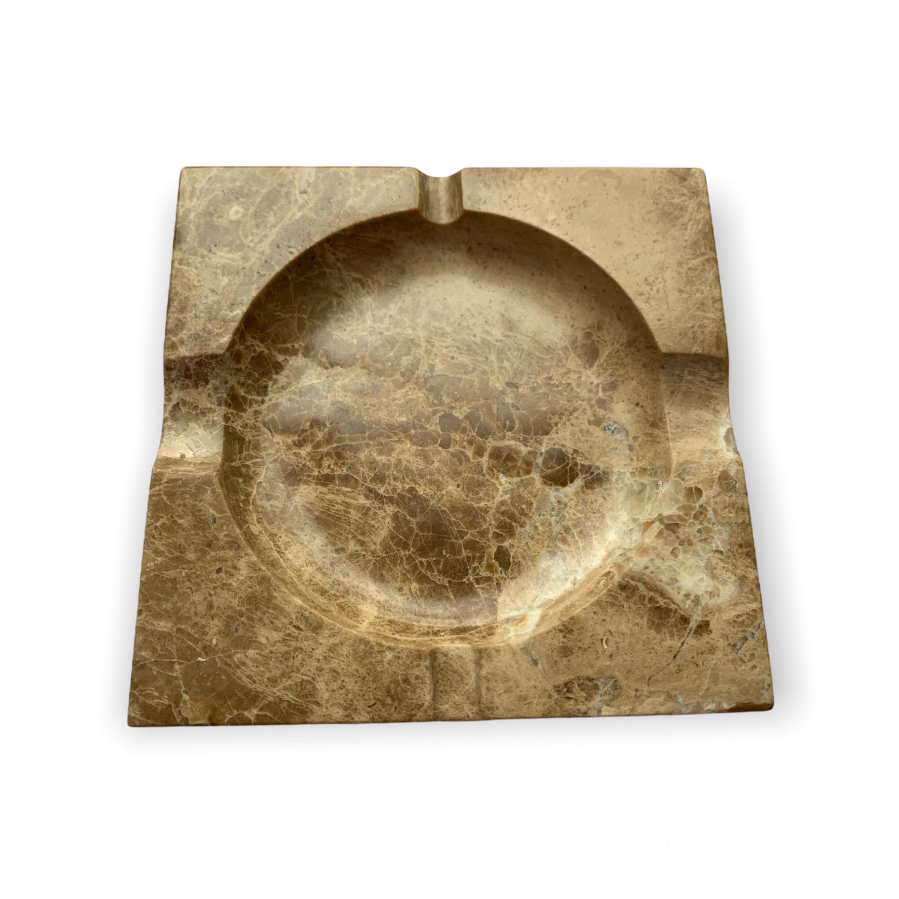 Пепельница мраморная 14 см Коричневый (6277228) - фото 2 Пепельница мраморная 14 см Коричневый (6277228) - фото 2