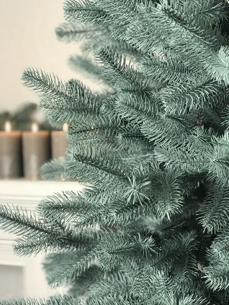 Штучна ялинка лита Lux з металевою підставкою 220 см Блакитний (110L/220/B) - фото 2 Штучна ялинка лита Lux з металевою підставкою 220 см Блакитний (110L/220/B) - фото 2