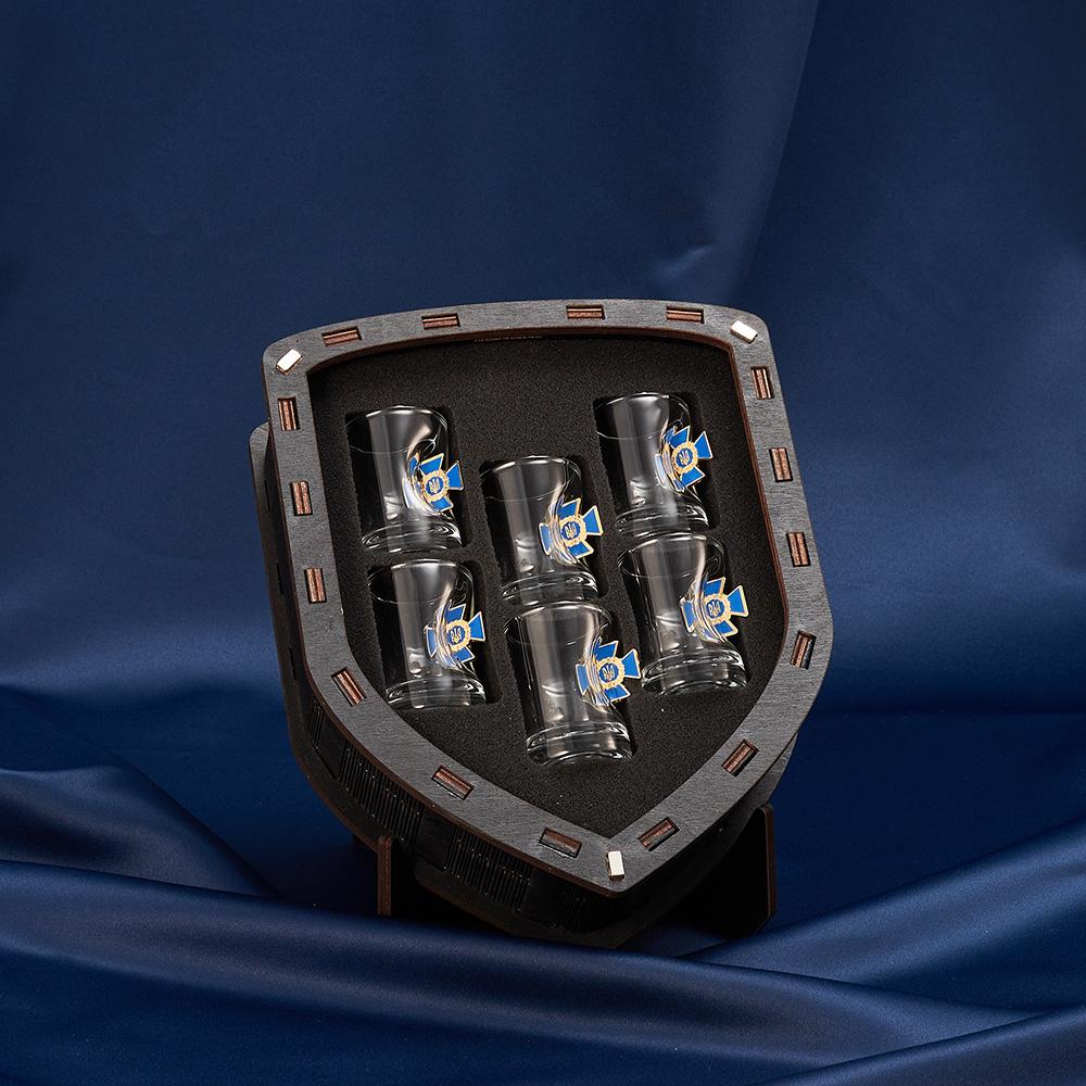 Подарочный набор рюмок с шевроном СБУ маленький (28421067) - фото 3 Подарочный набор рюмок с шевроном СБУ маленький (28421067) - фото 3