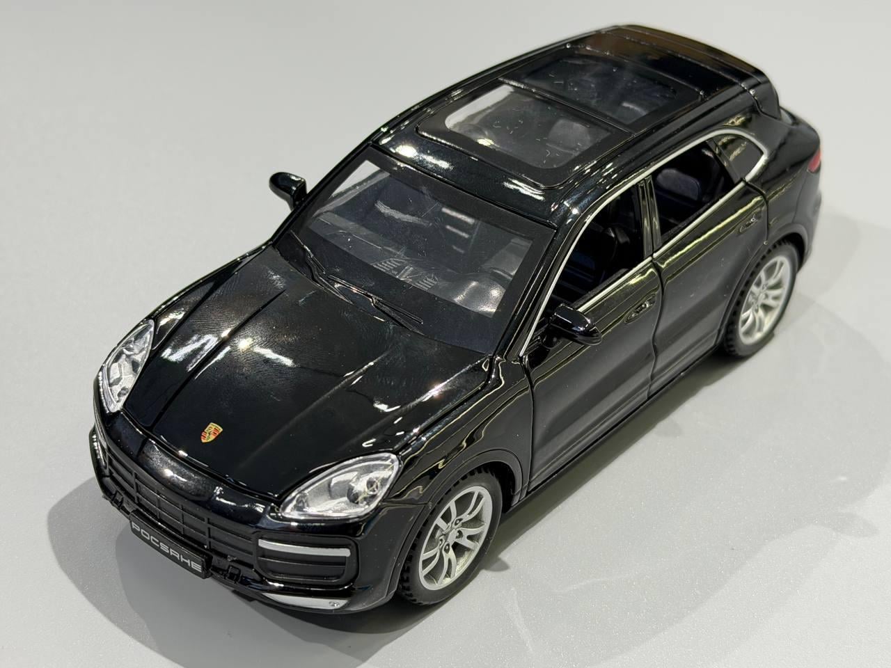 Машина Автомир Porsche Cayenne инерционная металл 15 см 1:32 Черный (AP-1739)