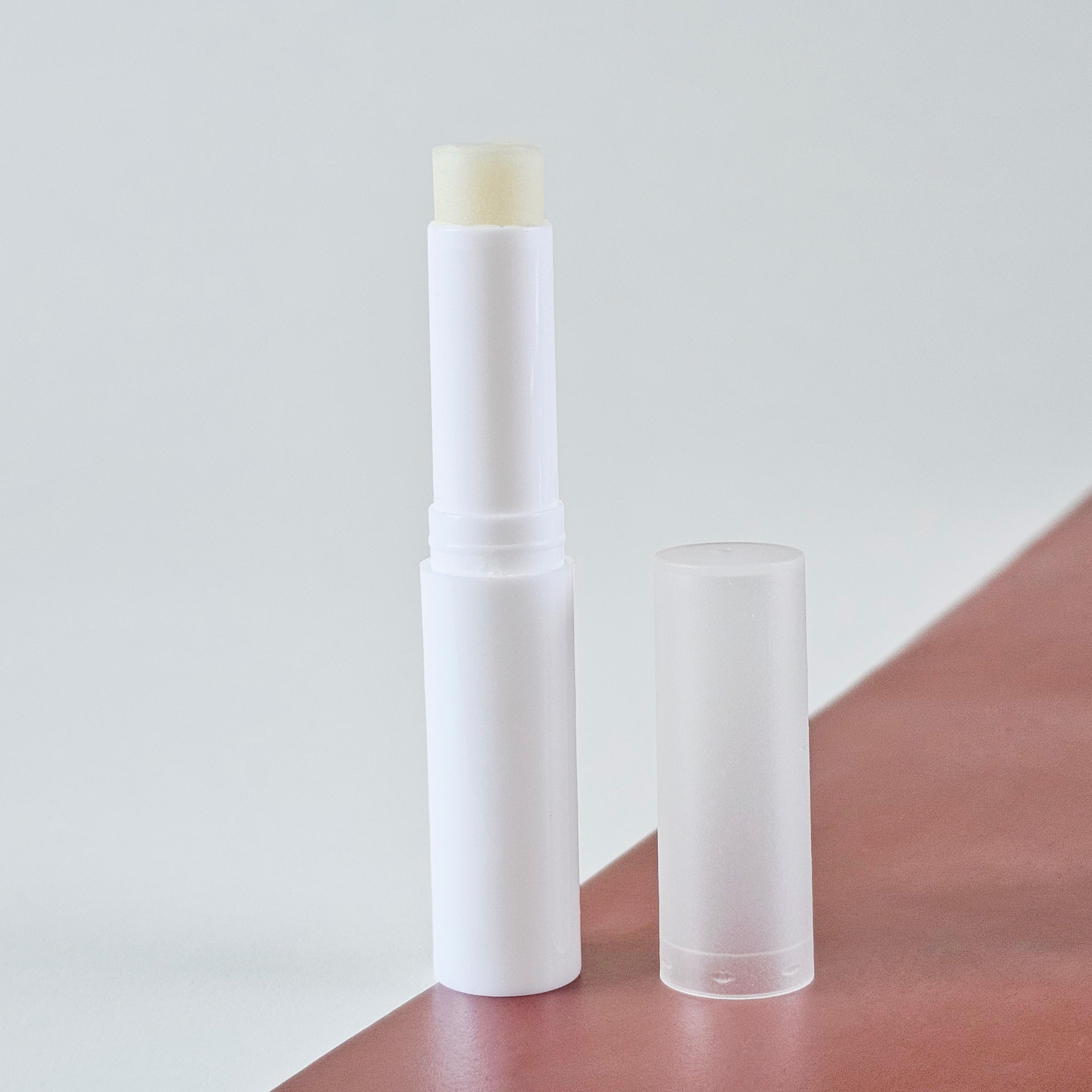 Бальзам для губ Sweet Vanilla с оливковым маслом и ароматом ванили (28553787)