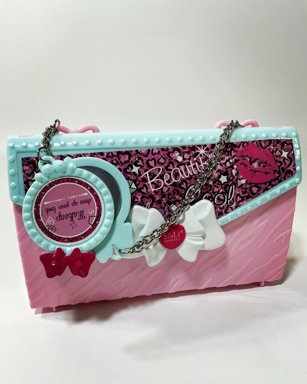 Набор детской декоративной косметики S&Li cosmetics S 22631 с сумочкой и зеркальцем - фото 3 Набор детской декоративной косметики S&Li cosmetics S 22631 с сумочкой и зеркальцем - фото 3