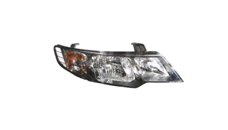Фара передняя правая Kia Cerato 2009-2012 H7/H1 (223-1134R-LDEM2)