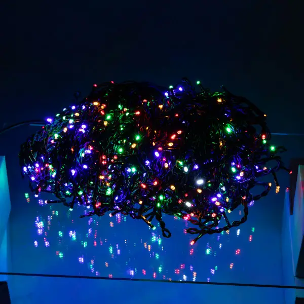Гірлянда вулична Бахрома 50 м 840 LED чорний провід Різнокольоровий (50MBML) - фото 3 Гірлянда вулична Бахрома 50 м 840 LED чорний провід Різнокольоровий (50MBML) - фото 3