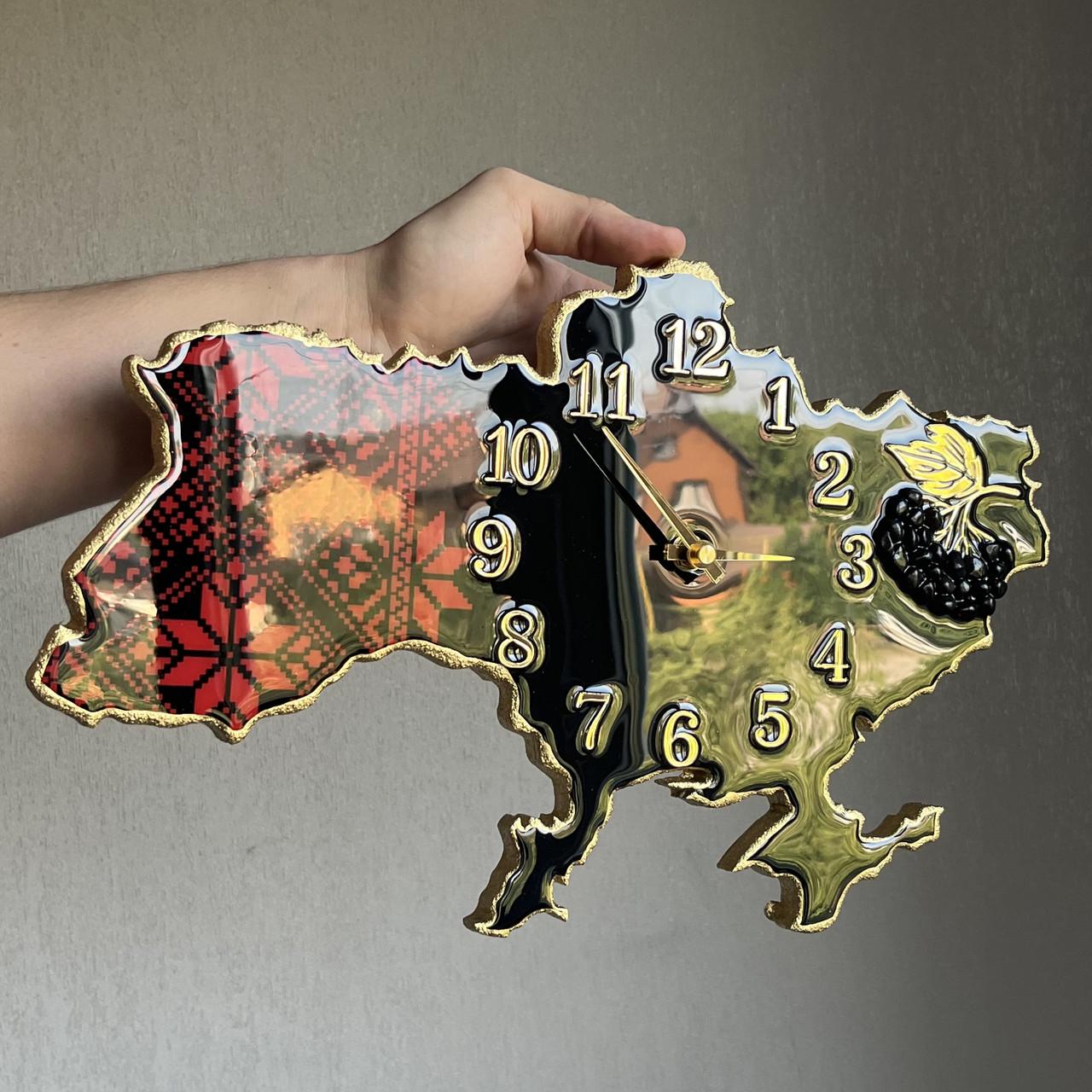 Годинник настінний з епоксидної смоли Карта України 60х38 см