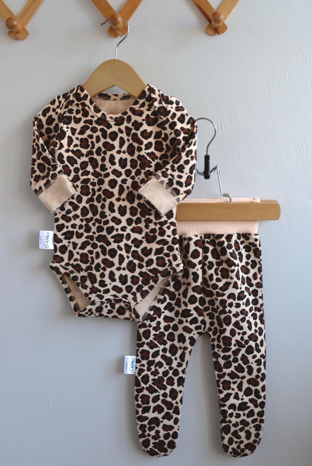Комплект боди и ползунки детские унисекс Mwing Amazoniya Леопард 56 см (099-56-56) - фото 1 Комплект боди и ползунки детские унисекс Mwing Amazoniya Леопард 56 см (099-56-56) - фото 1