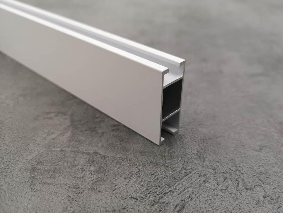 Профиль MARCIN DECOR Скарлайн 2,4 м Белый глянец