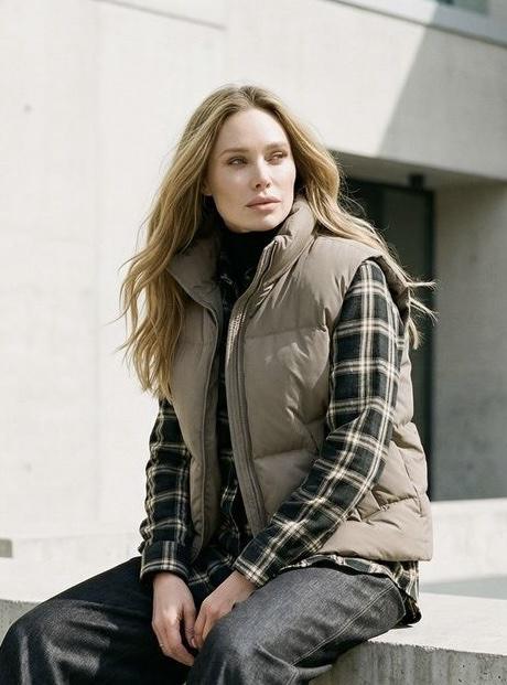 Жилет женский короткий Seventeen L-XL Коричневый