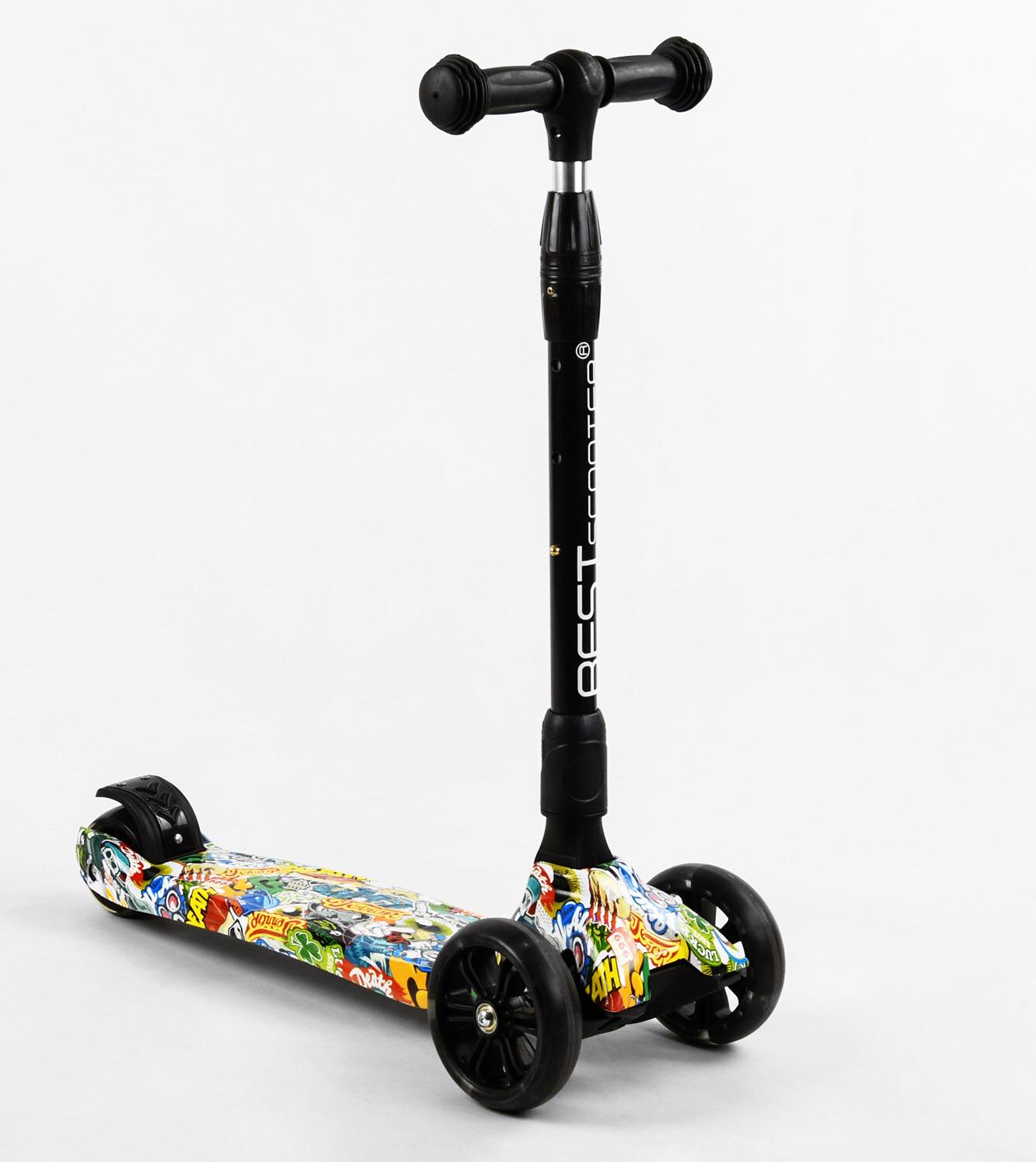 Самокат трехколесный Best Scooter Maxi складной колеса PU со светом Graffiti (105426)