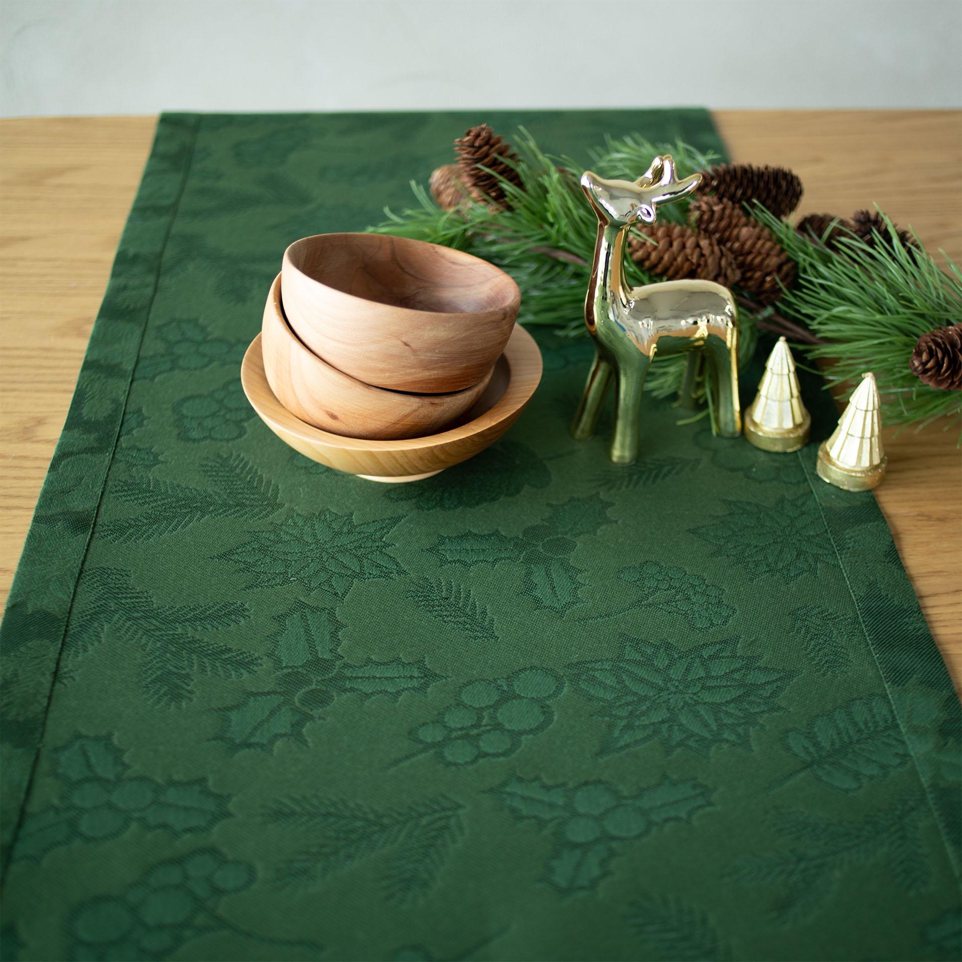Доріжка на стіл Едельвіка Різдво 1,40x0,45 м Зелений (337-24/00) - фото 2 Доріжка на стіл Едельвіка Різдво 1,40x0,45 м Зелений (337-24/00) - фото 2