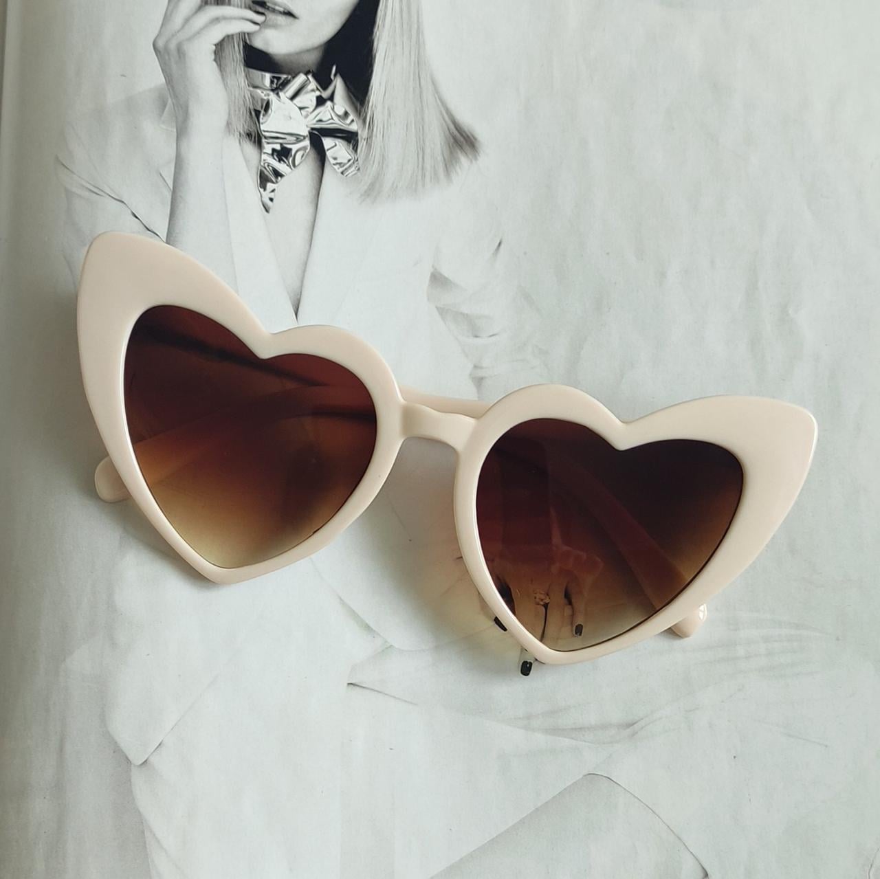 Очки женские солнцезащитные в форме сердца Бежевый с коричневым