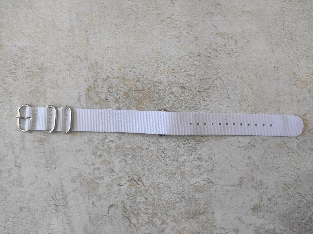 Ремешок для часов Yigao Nato Zulu нейлон 18 мм Белый (1500847154) - фото 3 Ремешок для часов Yigao Nato Zulu нейлон 18 мм Белый (1500847154) - фото 3