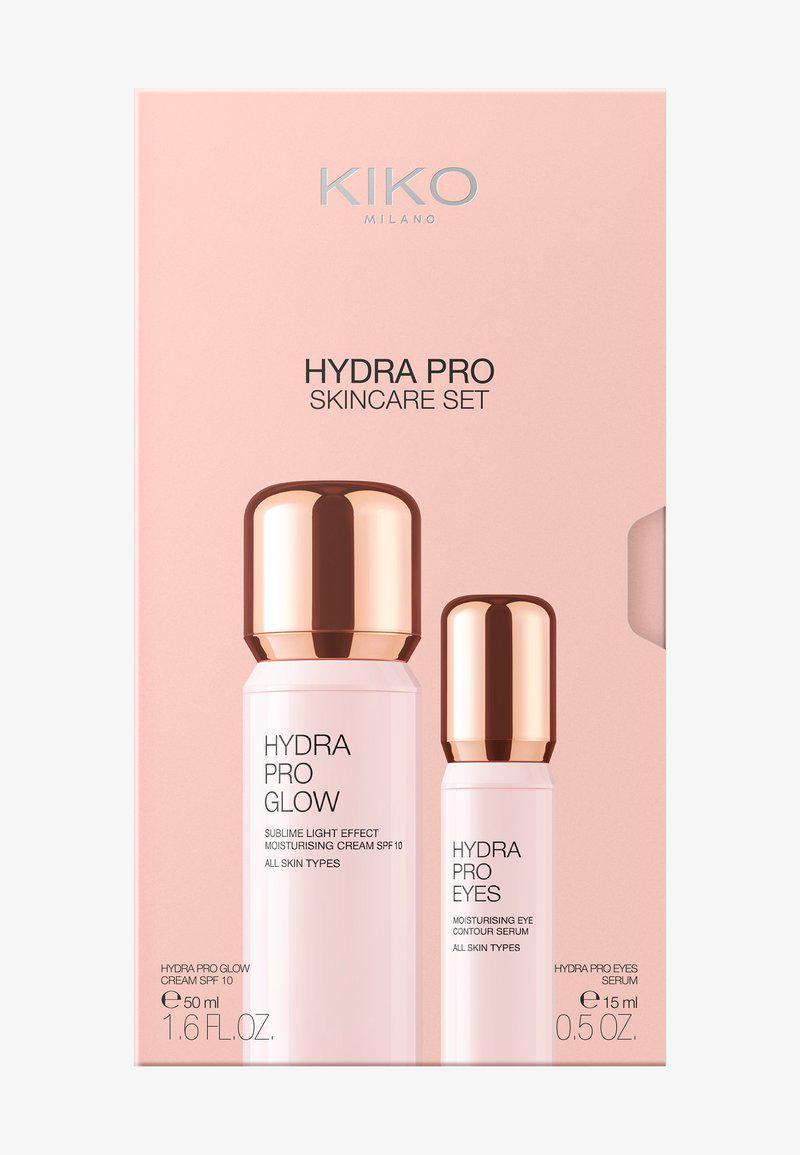 Подарунковий набір косметики для догляду за шкірою Kiko Milano Hydra Pro Skincare Set база 50 мл/сироватка для очей 15 мл (26974031)