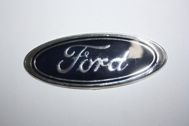 Автомобильный значок на Форд Транзит для Ford Transit 1991-2000 гг.