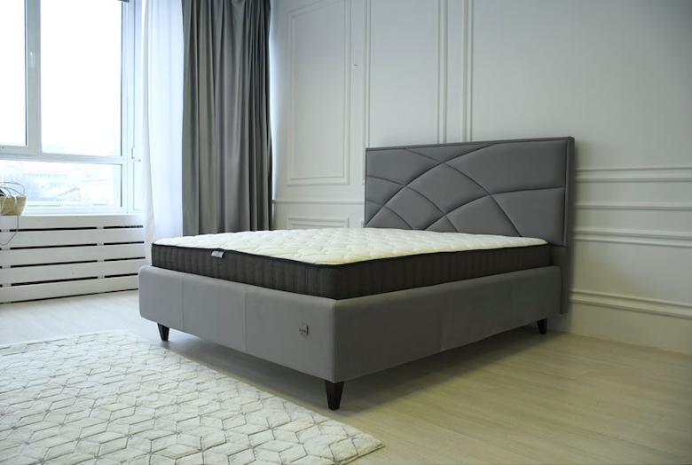 Кровать-подиум двуспальная NettaNew Design Standart Wood на ножках 180х190 см Темно-серый Кровать-подиум двуспальная NettaNew Design Standart Wood на ножках 180х190 см Темно-серый