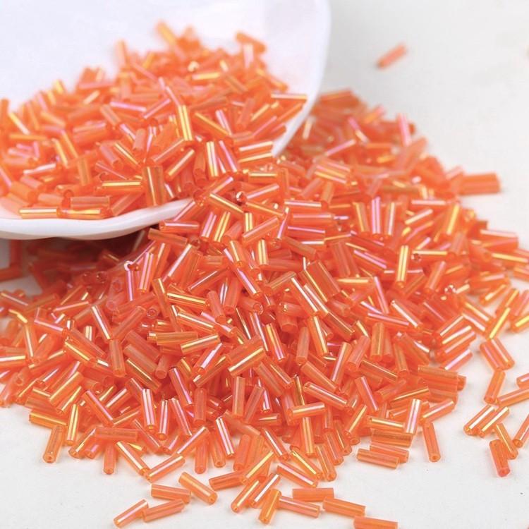 Бисер стеклярус блестящий 2х6 мм 50 г Оранжевый радужный (БР0206с83)