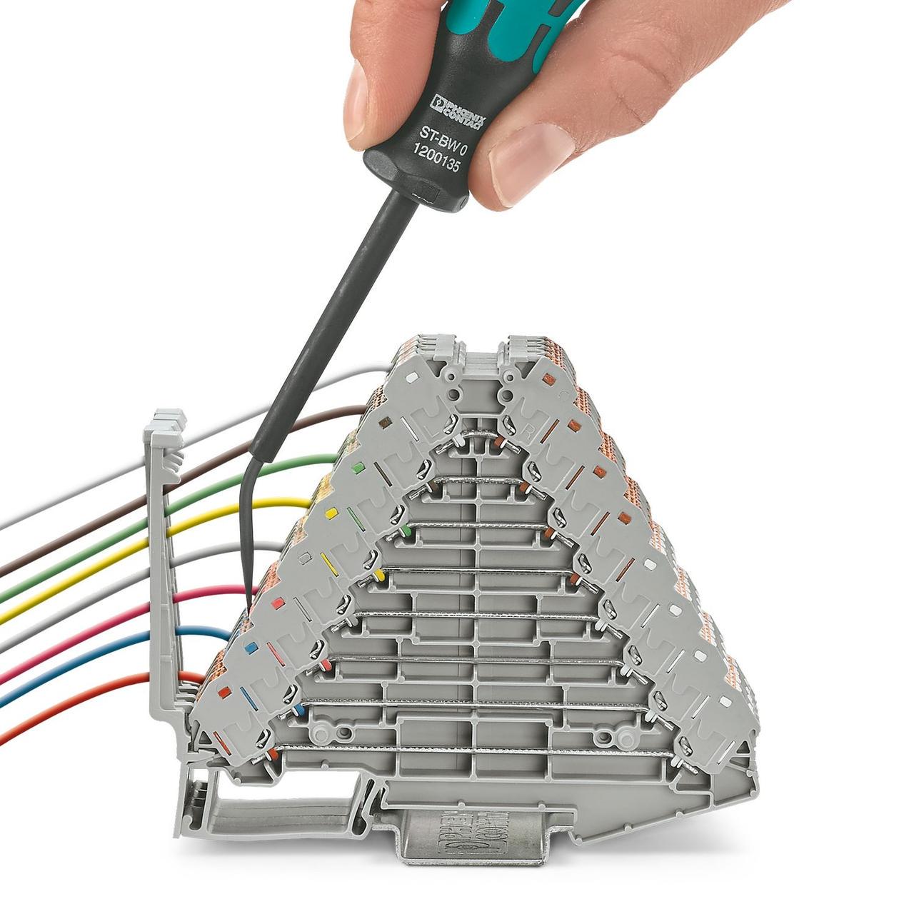 Викрутка кутова шліц Phoenix Contact ST-BW (1207608) - фото 3 Викрутка кутова шліц Phoenix Contact ST-BW (1207608) - фото 3