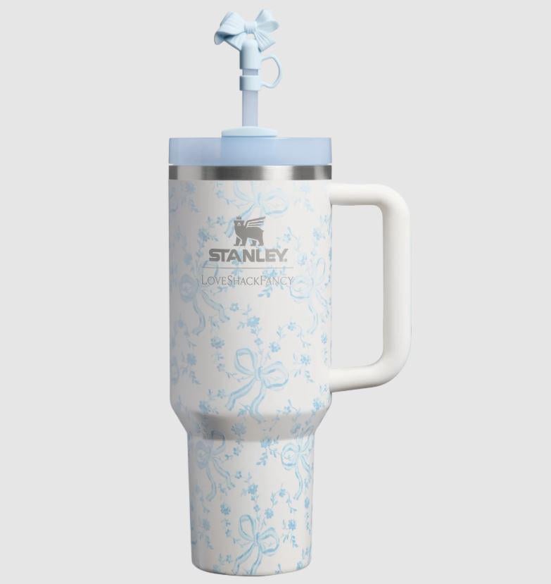 Термокружка Stanley 1913 x LoveShackFancy Holiday Quencher H2.0 FlowState Tumbler 1180 мл Белый с рисунком (31213939)