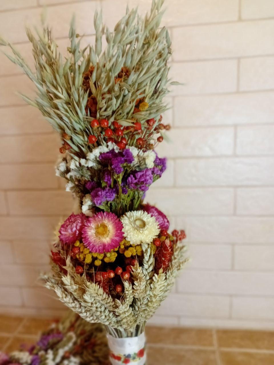 Дидух рождественский из колосья пшеницы/льна и овса на трех ножках 50-55 см с лентой вышиванкой Белый (2794446785) - фото 10 Дидух рождественский из колосья пшеницы/льна и овса на трех ножках 50-55 см с лентой вышиванкой Белый (2794446785) - фото 10