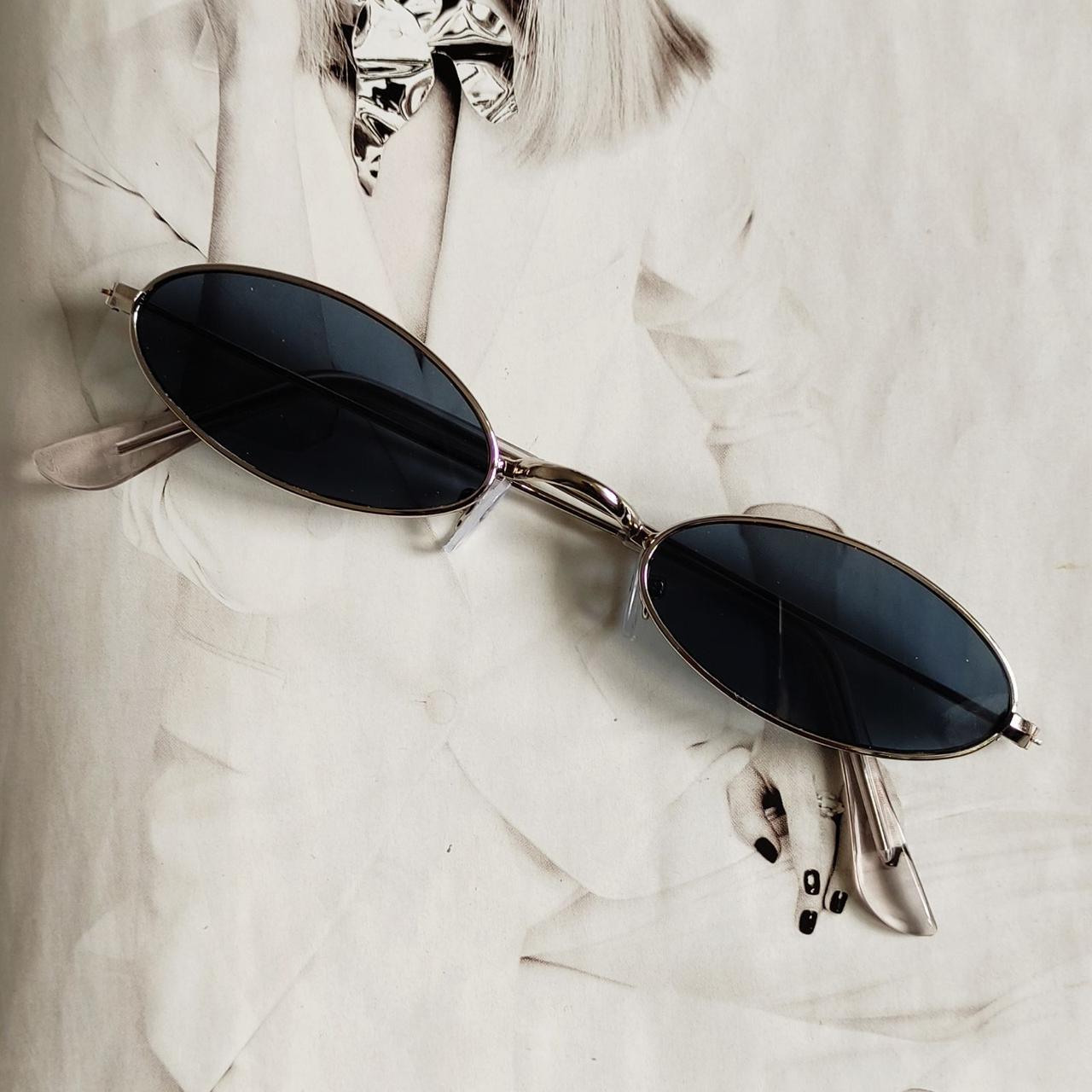 Солнцезащитные очки маленький овал Серый в серебре