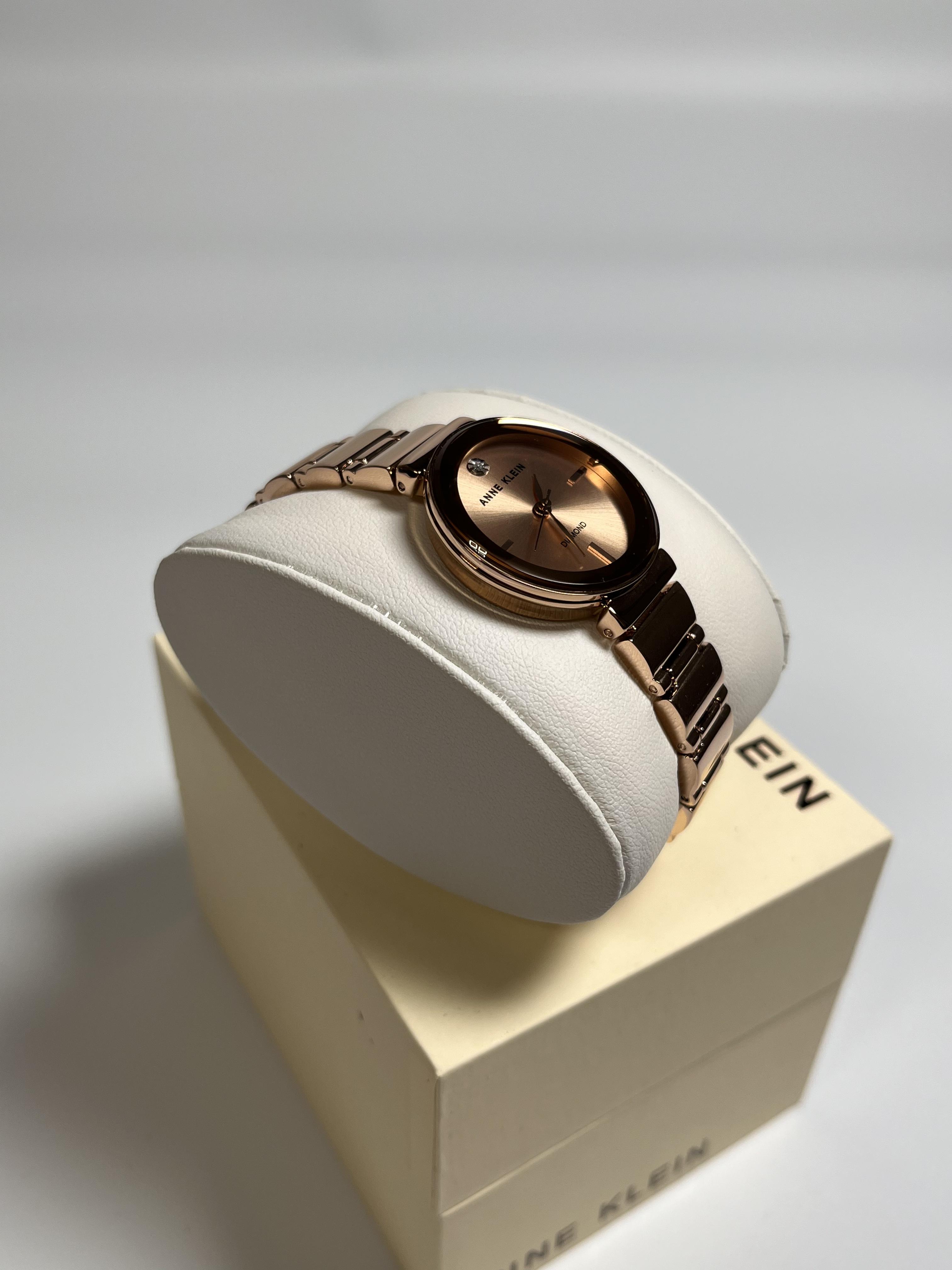 Часы женские Anne Klein AK/2434RGRG Золотой (13941840) - фото 4 Часы женские Anne Klein AK/2434RGRG Золотой (13941840) - фото 4