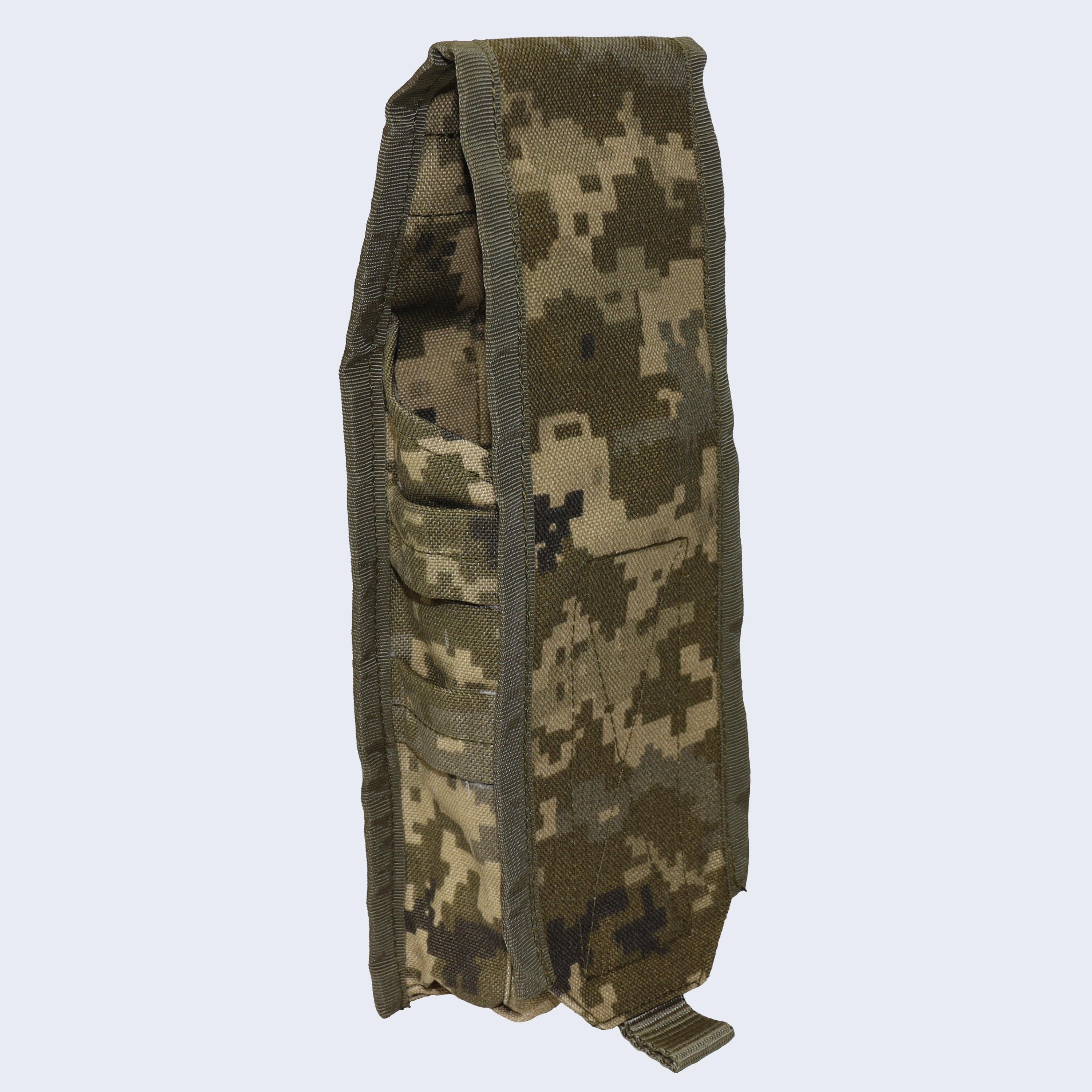 Подсумок UMA под РПК с клапаном на два магазина 14 мм Пиксель (010701) Подсумок UMA под РПК с клапаном на два магазина 14 мм Пиксель (010701)